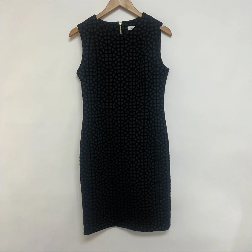 Calvin Klein Black Velvet Sheath Dress Knee Length Sleeveless Cocktail US 8 - Picture 8 of 8